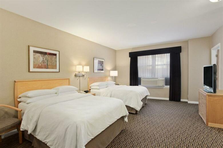 Hotel Versey Days Inn By Wyndham Chicago