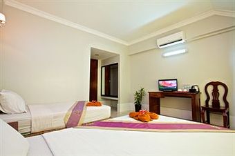 Damnak Riverside Hotel