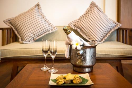 Hotel Empress Residence Resort And Spa