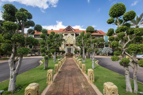 Hotel Empress Residence Resort And Spa