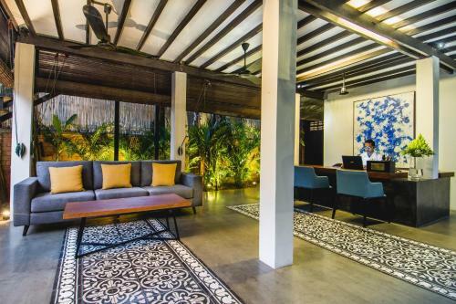 Mulberry Boutique Hotel