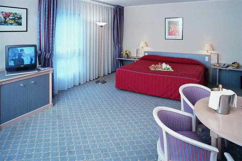 Hotel Mercure Royal Fontainebleau