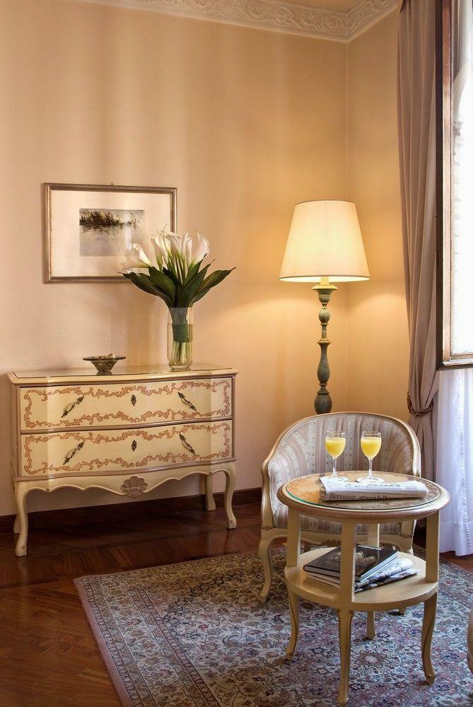 Hotel Pierre