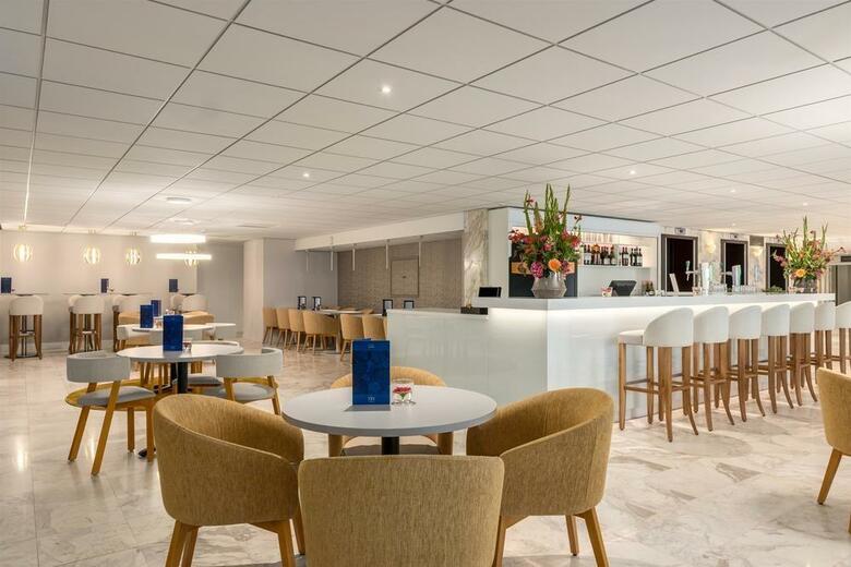 Hotel NH Amsterdam Schiphol Airport
