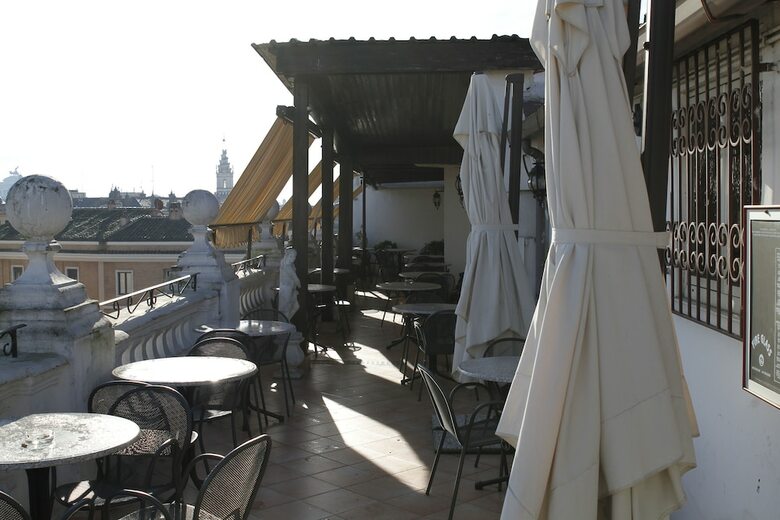 Hotel Genio