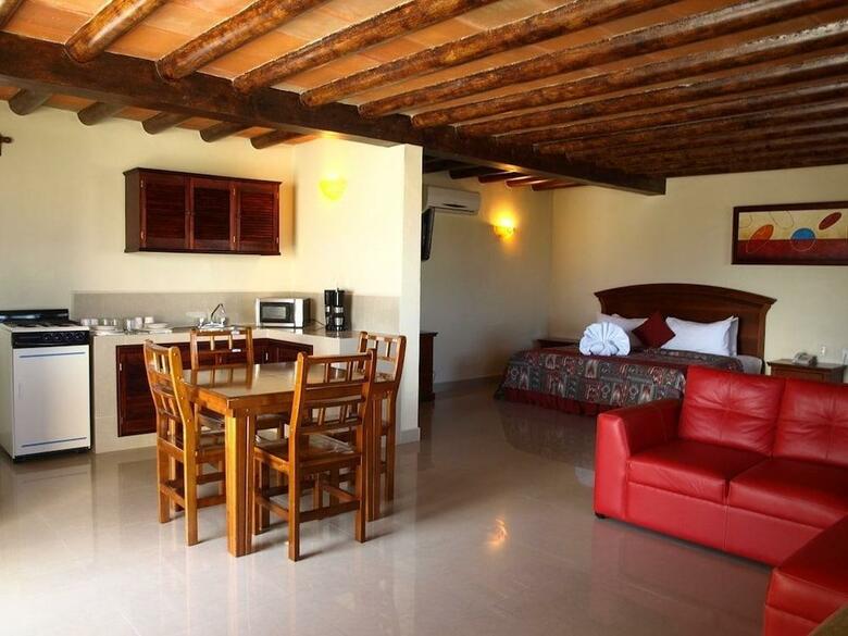 Hotel El Campanario