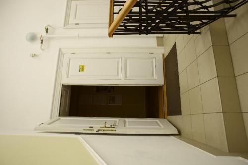 Deluxe Hostel Under The Roof