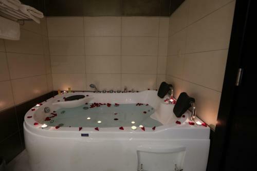 Al Waha Palace Hotel