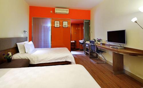 Hotel Liwan Lake Garden Inn