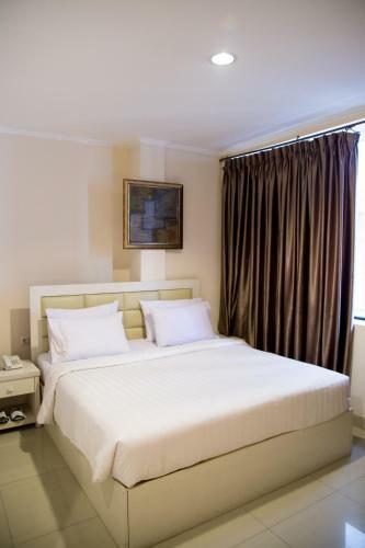 Glassio Hotel Roxy, Jakarta
