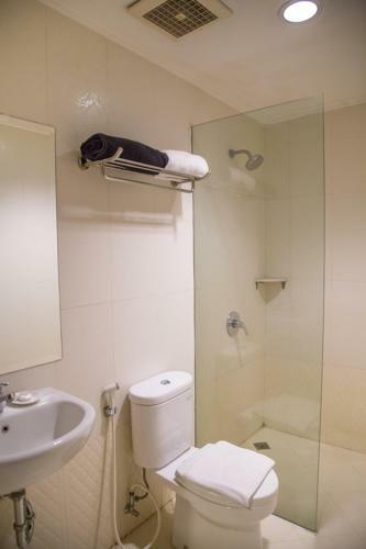 Glassio Hotel Roxy, Jakarta