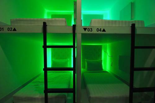 Capsule Hotel Old Batavia