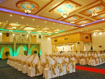 Twin Plaza Hotel