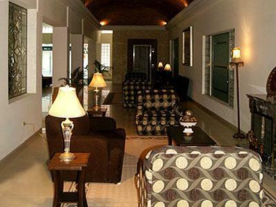 Hotel Savoy Express Torre�n