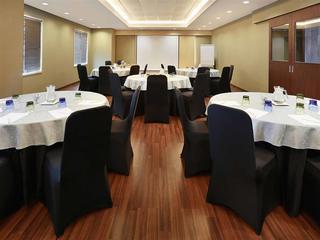 Hotel Mercure Jakarta Simatupang