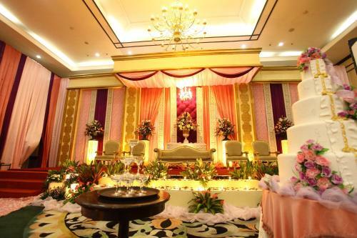 Grand Cempaka Hotel
