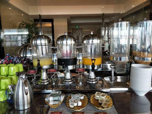 Paco Business Hotel Dongfeng Road