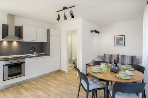 Hostal Apartments Darrer
