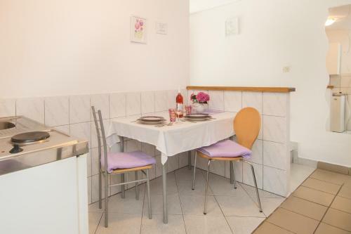 Hostal Apartments Darrer