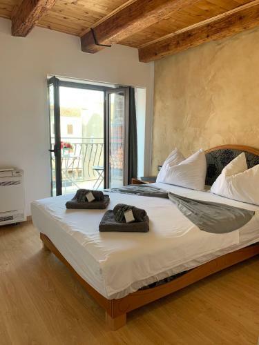 Hostal Rooms Valentino