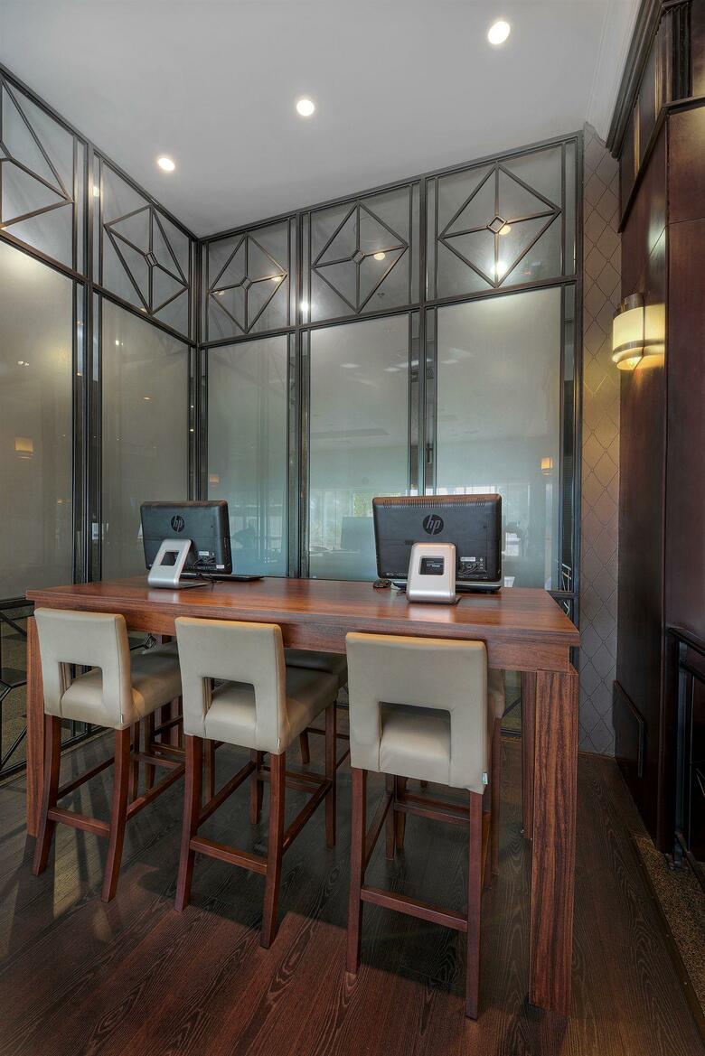 Hotel Deville Prime Porto Alegre