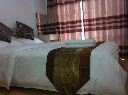 Shengang Apartment Dongmen Branch