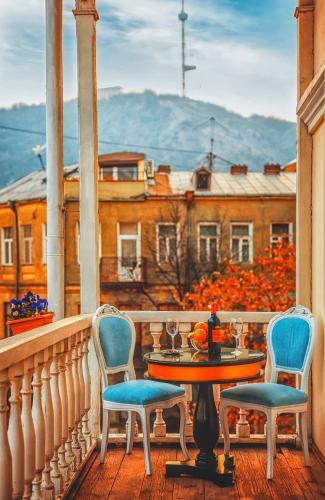 River Side Hotel