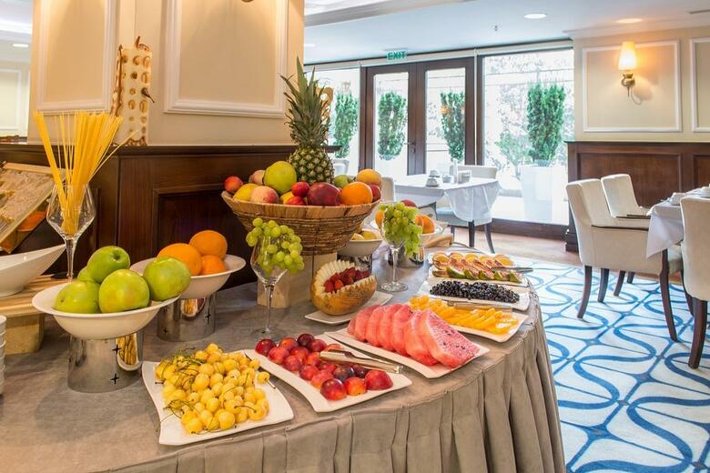 Hotel Tiflis Palace