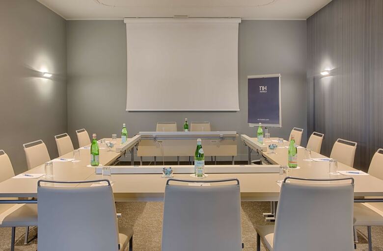 Hotel NH Bologna de La Gare