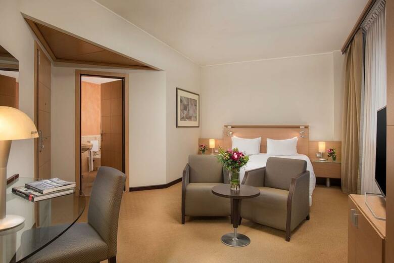 Hotel NH Bologna Villanova