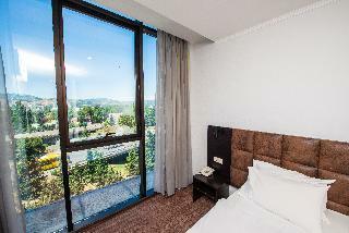 Hotel Shine On Guramishvili