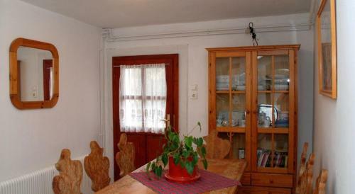 Apartamento S�r�nyes Udvarh�z