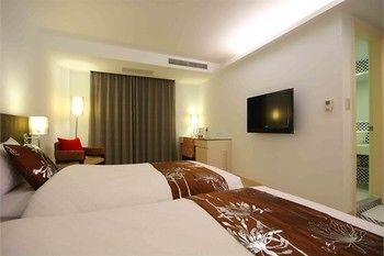 Mola Mola Four Seasons Hotel