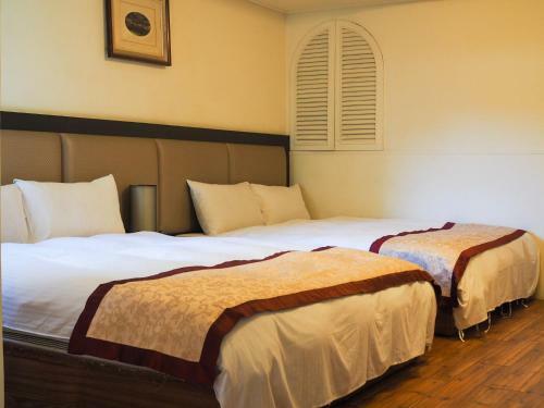 Lienfook Hotel