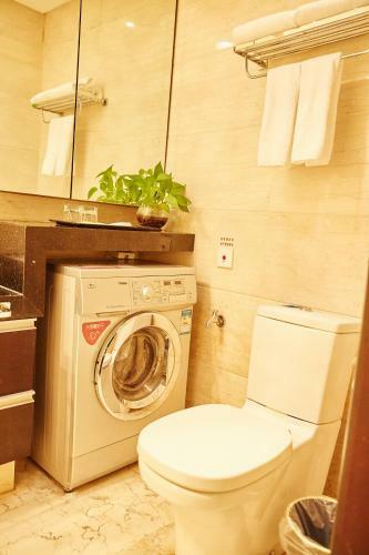 Binjiang Seven Service Apartment
