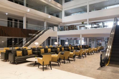 S Ram Leisure Hotel