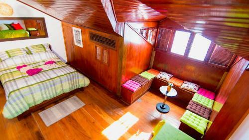 Hostal Velinn Reserva Santa Teresa