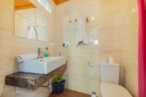 Apartamentos C/carreter�a