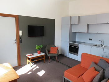 Luna Hotel Apartments