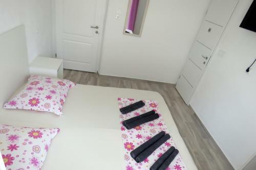 Hostal Lux Dalmatia I & R