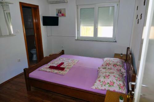 Hostal Lux Dalmatia I & R