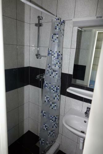 Hostal Lux Dalmatia I & R