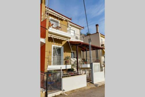 Jilda S Apartment With Private Garden!