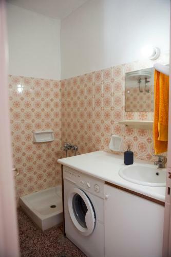 Family House In Lakones