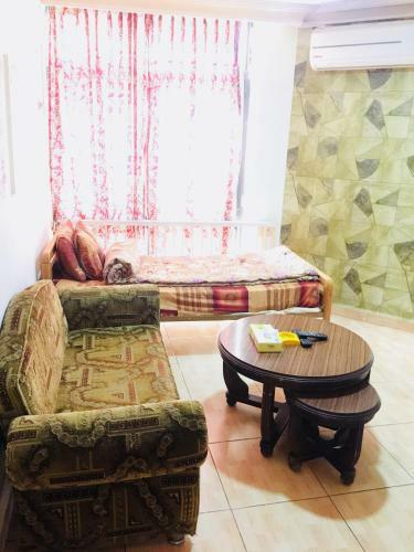 Al Amera Hotel Apartment