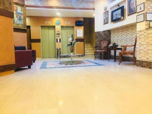 Al Amera Hotel Apartment