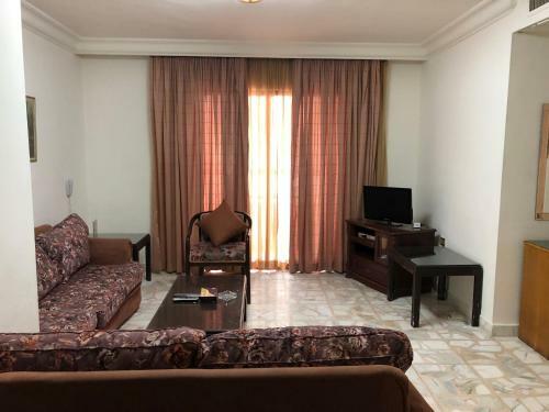 Golden Palace Hotel Apartments