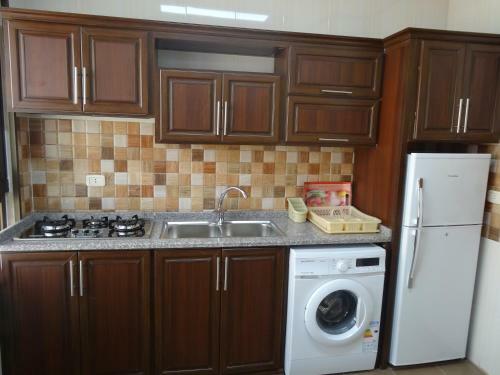 Golden Palace Hotel Apartments