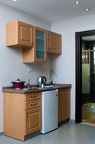 Hotel Celino Suites