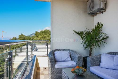 Sea View Apartments With Free Parking